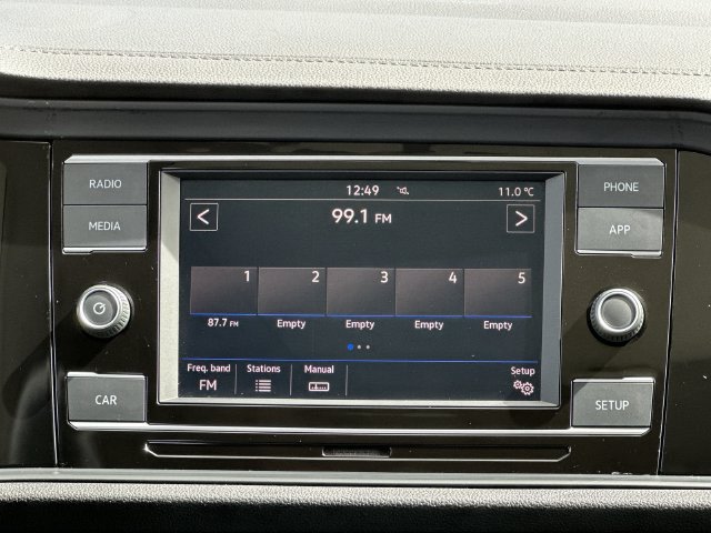Thumbnail: 2019 Volkswagen Jetta - 16