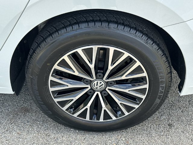 Thumbnail: 2019 Volkswagen Jetta - 8