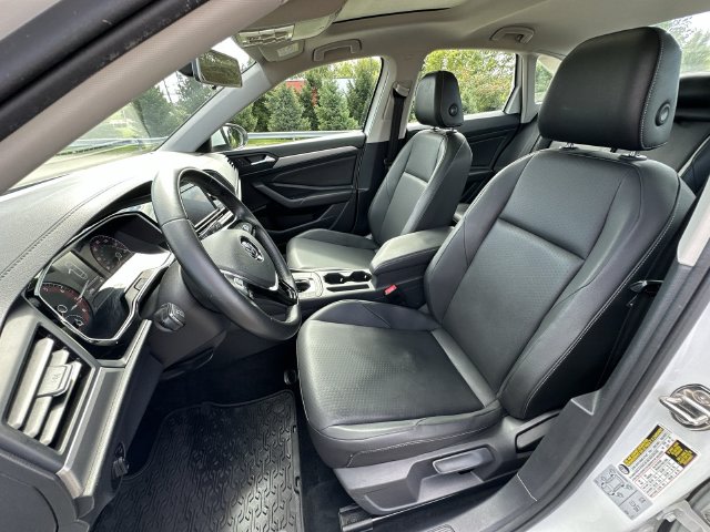 Thumbnail: 2019 Volkswagen Jetta - 11