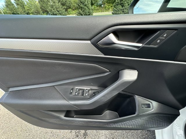 Thumbnail: 2019 Volkswagen Jetta - 26