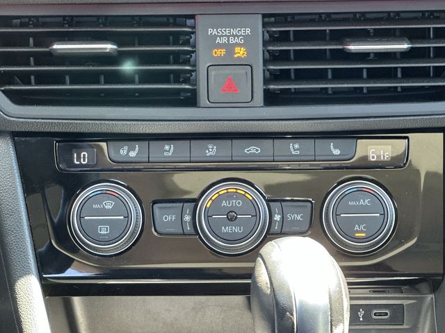 Thumbnail: 2021 Volkswagen Jetta - 21