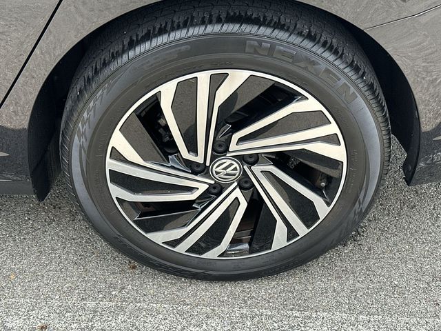 Thumbnail: 2021 Volkswagen Jetta - 8