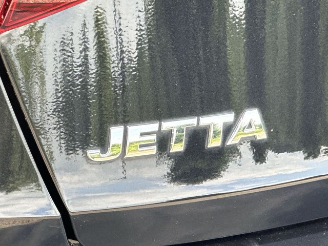 Thumbnail: 2021 Volkswagen Jetta - 32
