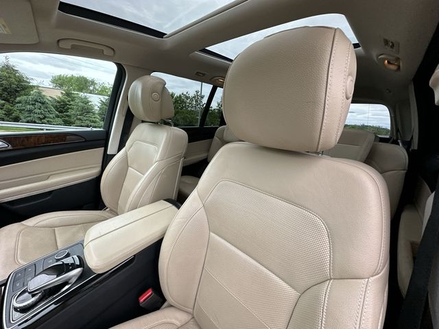 Thumbnail: 2019 Mercedes-Benz GLS - 9