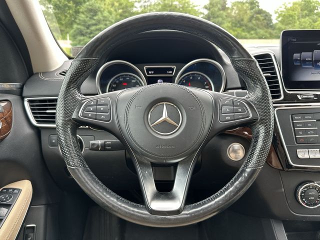 Thumbnail: 2019 Mercedes-Benz GLS - 2