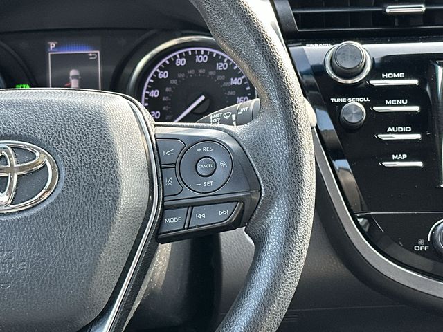Thumbnail: 2019 Toyota Camry - 16