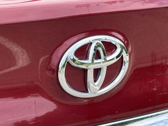 Thumbnail: 2017 Toyota Camry - 7