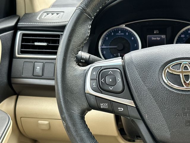 Thumbnail: 2017 Toyota Camry - 14