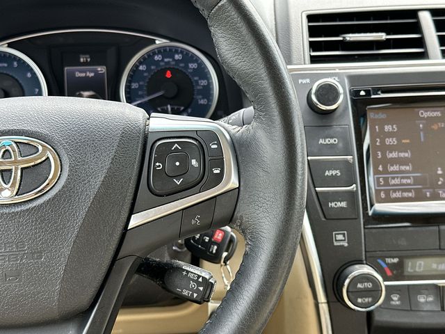 Thumbnail: 2017 Toyota Camry - 15