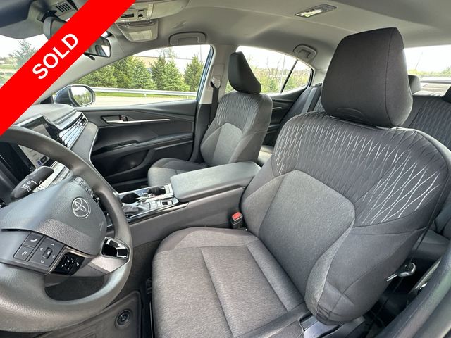 Thumbnail: 2025 Toyota Camry - 10