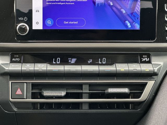 Thumbnail: 2025 Toyota Camry - 19