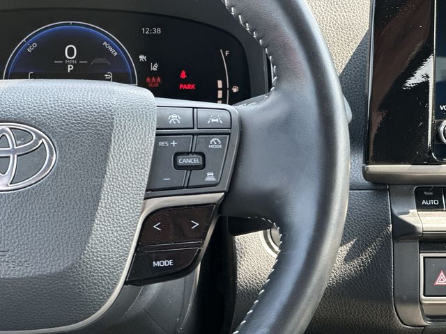 Thumbnail: 2025 Toyota Camry - 16