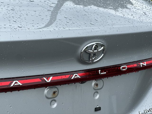 Thumbnail: 2020 Toyota Avalon - 7