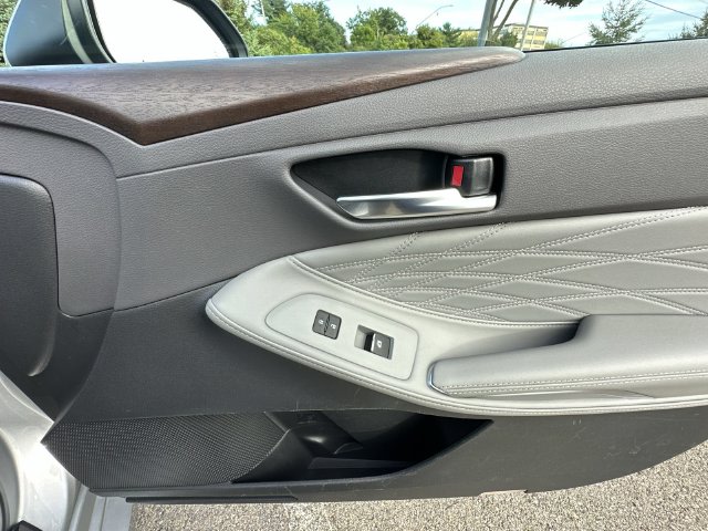Thumbnail: 2020 Toyota Avalon - 29