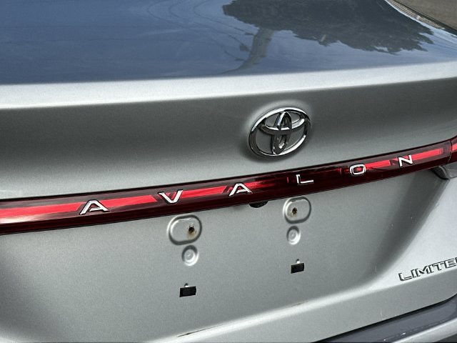 Thumbnail: 2020 Toyota Avalon - 7