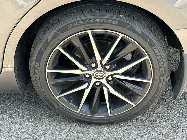 Thumbnail: 2021 Toyota Camry - 8