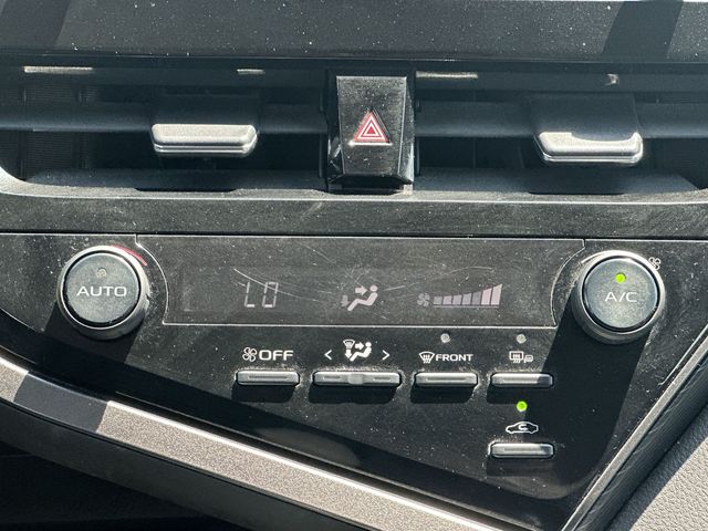Thumbnail: 2021 Toyota Camry - 19