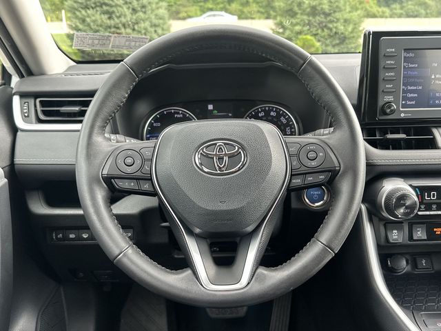 Thumbnail: 2021 Toyota RAV4 - 2