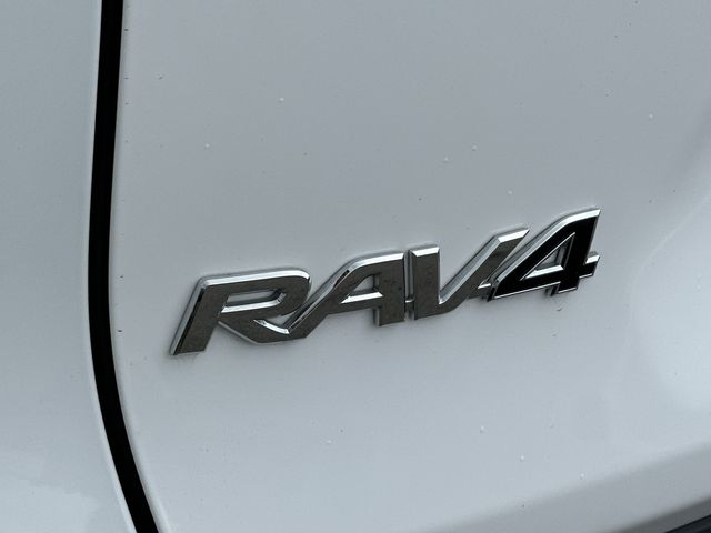 Thumbnail: 2021 Toyota RAV4 - 30