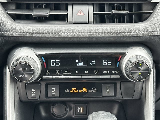Thumbnail: 2025 Toyota RAV4 - 20