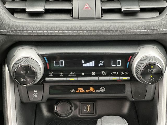 Thumbnail: 2024 Toyota RAV4 - 25