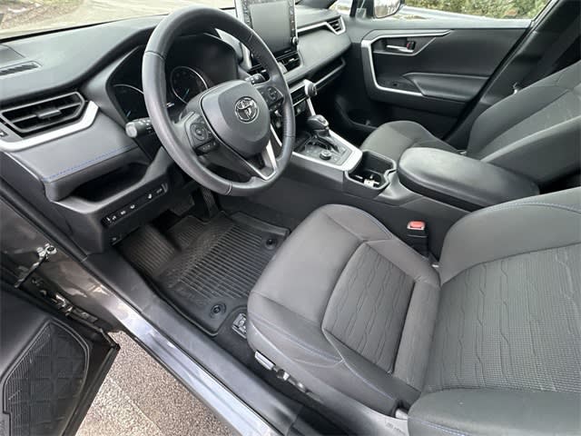 Thumbnail: 2022 Toyota RAV4 - 11