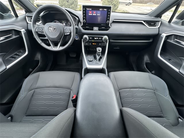 Thumbnail: 2022 Toyota RAV4 - 10