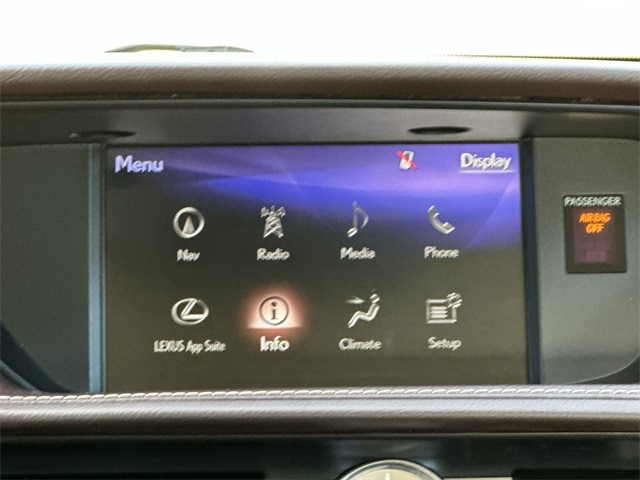 Thumbnail: 2017 Lexus ES - 23