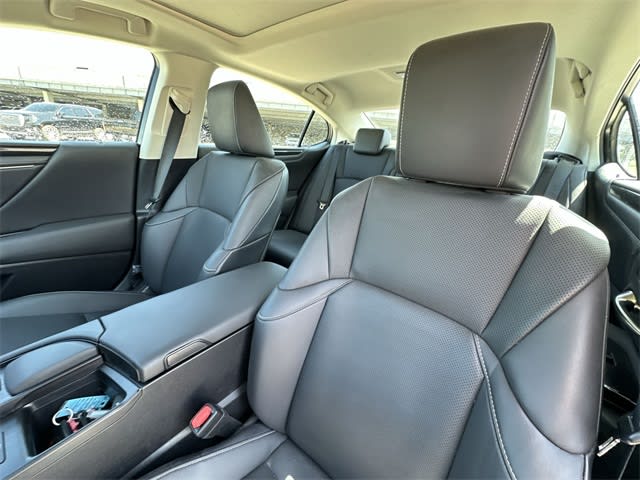 2022 Lexus ES 350 9