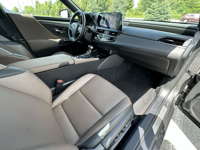 Thumbnail: 2023 Lexus ES - 12