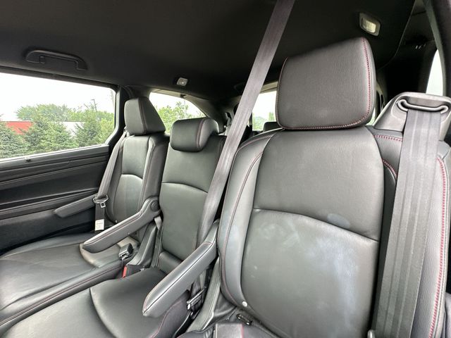 Thumbnail: 2023 Honda Odyssey - 10