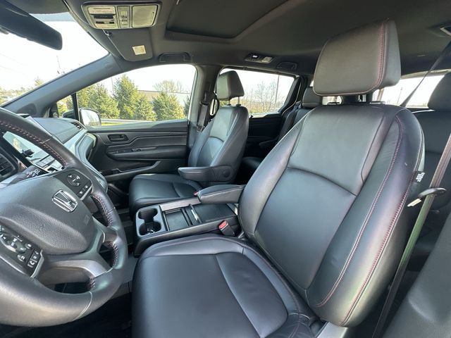 Thumbnail: 2023 Honda Odyssey - 10