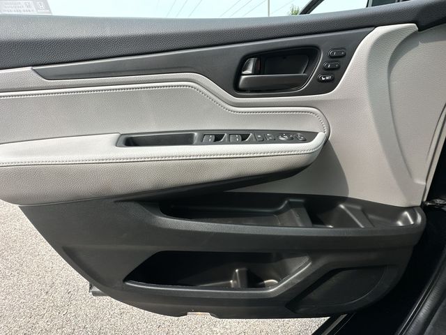 Thumbnail: 2022 Honda Odyssey - 25
