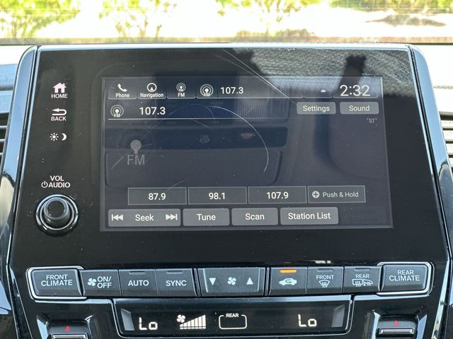 Thumbnail: 2023 Honda Odyssey - 14