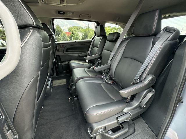 Thumbnail: 2023 Honda Odyssey - 13