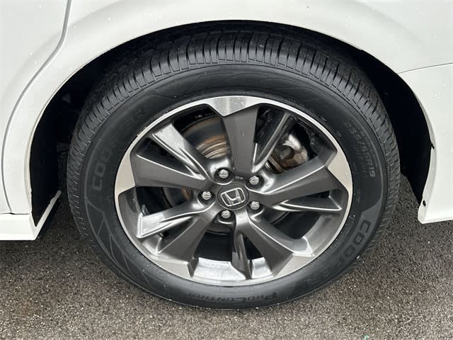 Thumbnail: 2023 Honda Odyssey - 8