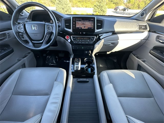 Thumbnail: 2018 Honda Pilot - 14