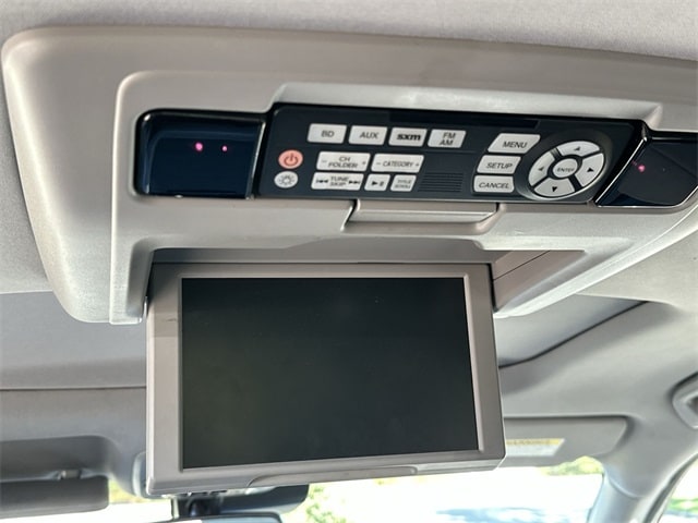 Thumbnail: 2018 Honda Pilot - 28