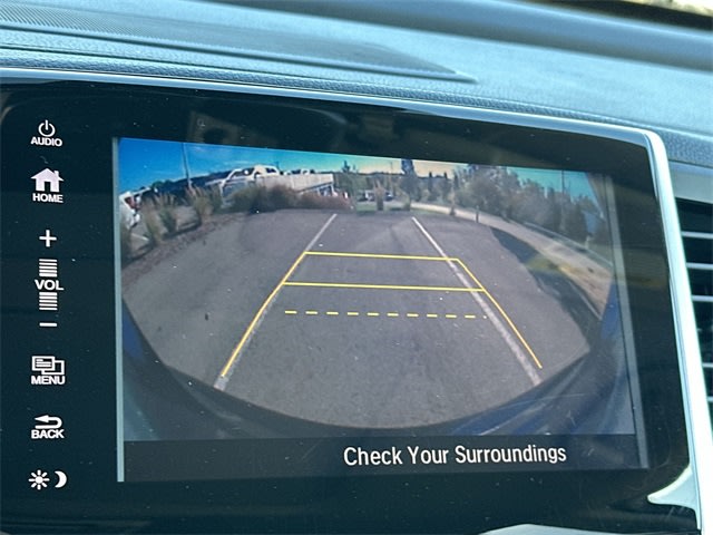 Thumbnail: 2018 Honda Pilot - 25