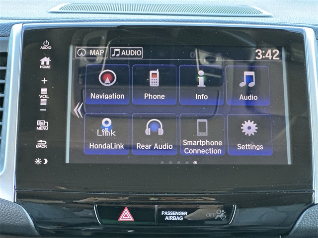 Thumbnail: 2018 Honda Pilot - 24