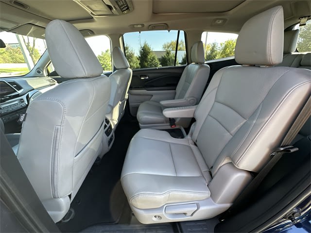 Thumbnail: 2018 Honda Pilot - 13