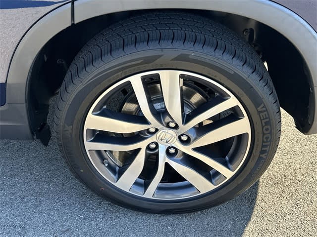 Thumbnail: 2018 Honda Pilot - 8