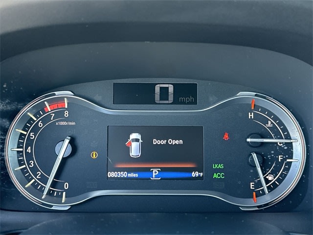 Thumbnail: 2018 Honda Pilot - 16