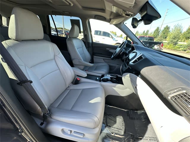 Thumbnail: 2018 Honda Pilot - 31