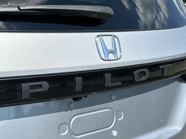 Thumbnail: 2023 Honda Pilot - 7