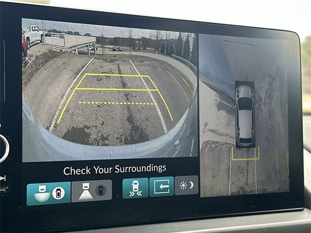 Thumbnail: 2023 Honda Pilot - 21