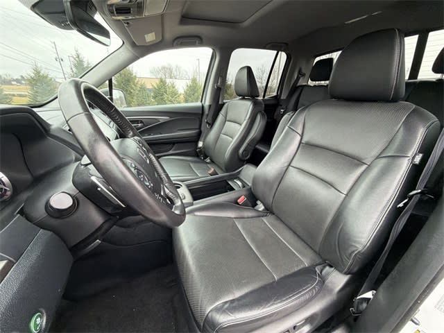 Thumbnail: 2023 Honda Ridgeline - 9