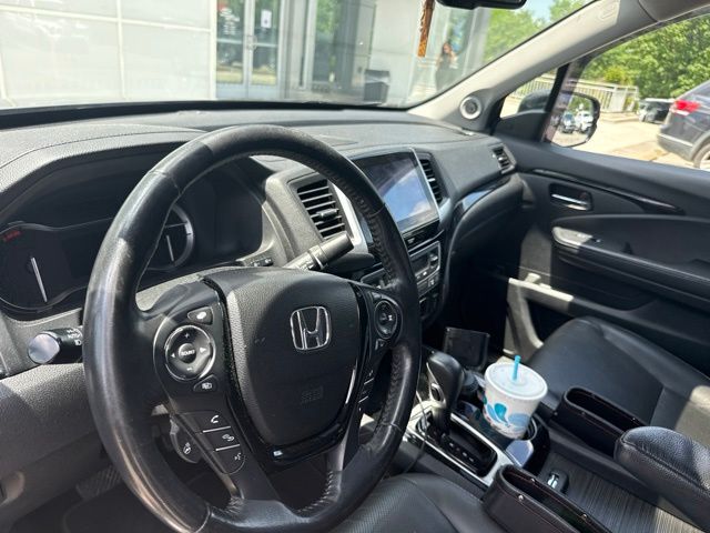Thumbnail: 2019 Honda Ridgeline - 2