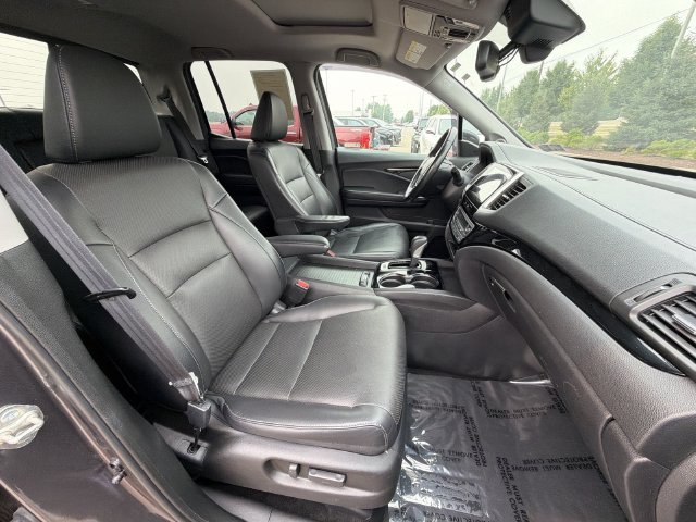 Thumbnail: 2019 Honda Ridgeline - 28