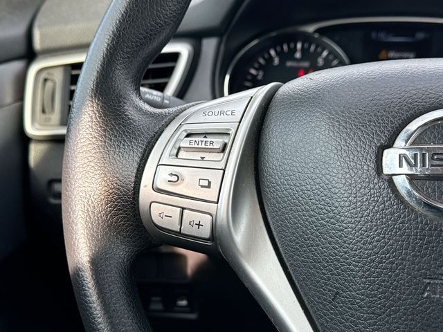 Thumbnail: 2015 Nissan Rogue - 12